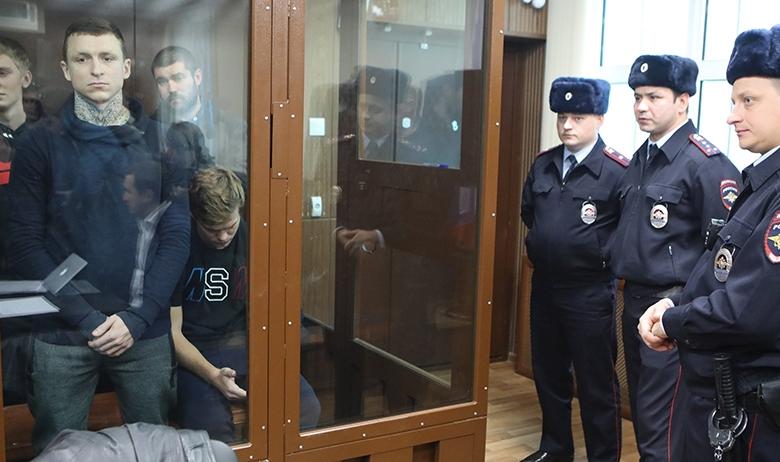 Павел Мамаев и Александр Кокорин в суде