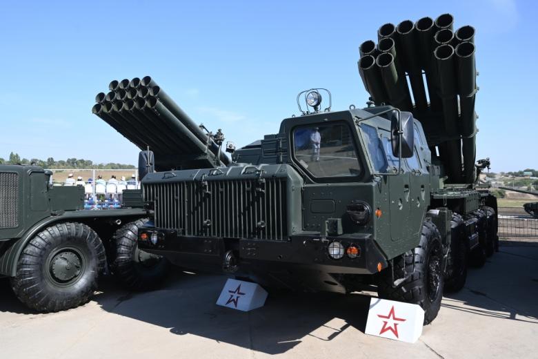 Боевая машина 9А54 реактивной системы залпового огня 9К515 «Торнадо-С»