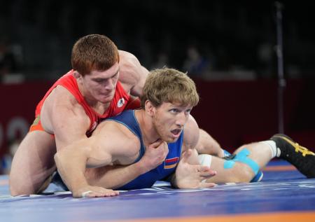 Чемпион ОИ Евлоев ответил недовольному судейским решением Алексаняну