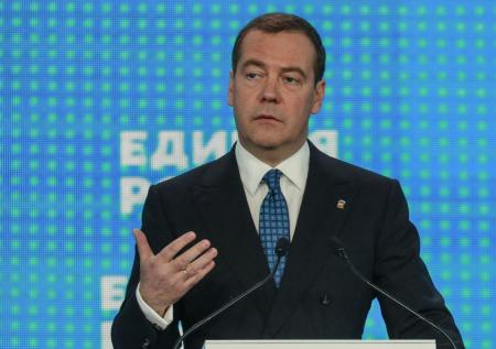 Медведев назвал фон дер Ляйен «омерзительной старухой» за слова о России