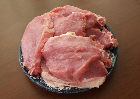 Мясо разрешат обеззараживать радиацией