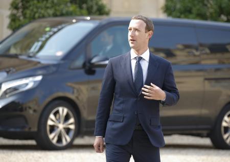 Facebook встала на защиту сквозного шифрования