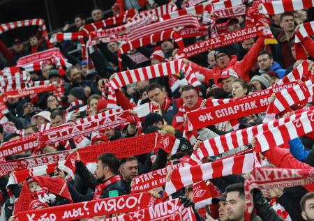 Фанаты «Спартака» не могли вылететь в Брагу из-за поломки самолёта