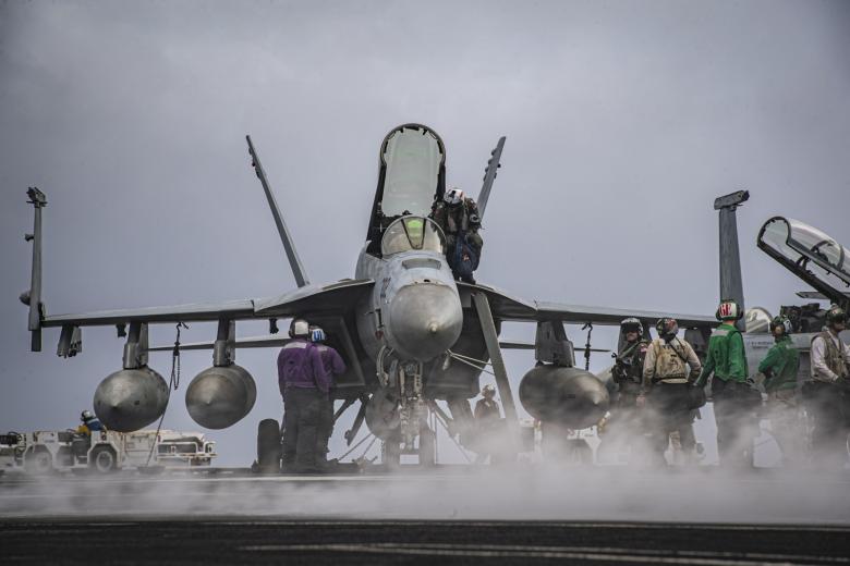 Лёгкий истребитель F-16