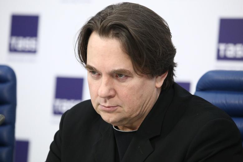 Константин Эрнст