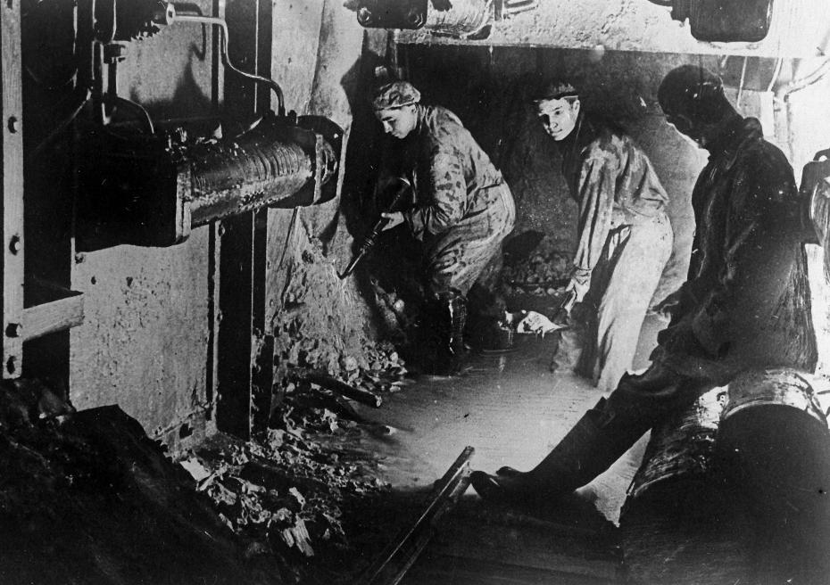 Бригада проходчиков, 1933 год