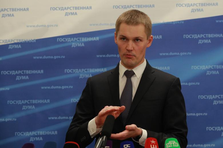 Александр Грибов