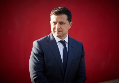 Зеленский возглавил антирейтинг украинских политиков