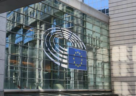 Медведев назвал углеродный налог ЕС скрытым протекционизмом
