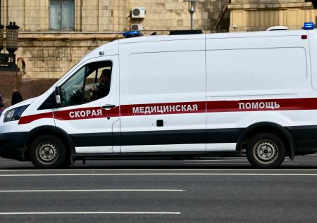 Автомобиль сбил пешехода на переходе в подмосковной Дубне