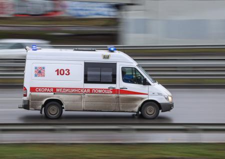 Четыре человека погибли после аварии с трактором в Омской области