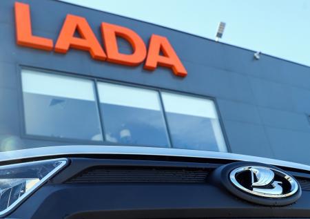Названы две самые популярные марки среди автолюбителей в России