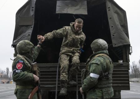 Трое участников теробороны в Херсонской области сдались Росгвардии