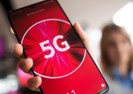 Запрет Путина на использование частот для 5G назвали «вбросом»