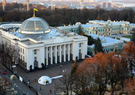В Раде заявили о беспомощности властей Украины без запрещенной партии