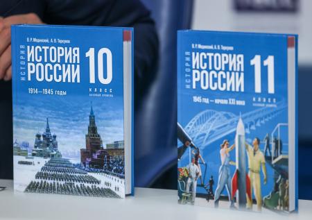 В учебнике по истории России перепишут одну главу после волны возмущений
