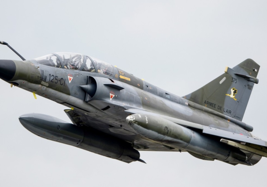 Появились первые кадры французских Mirage 2000 в небе над Украиной