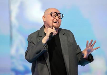Продюсер раскрыл гонорар кумира 90-х годов