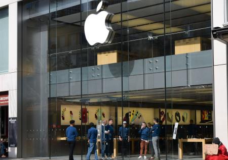 Apple может отложить релиз iPhone c 5G из-за коронавируса