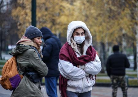 Психолог рассказала, как справиться с осенней тревогой и бессилием