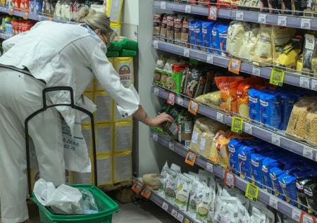 Аналитик предрек рост стоимости продуктовой корзины в России на 15%