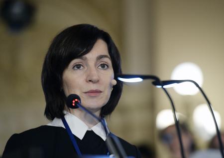 Президент Молдавии выступил за возобновление сотрудничества с МВФ