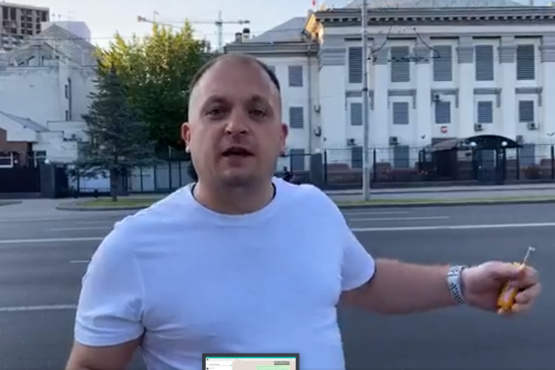 Артём Семенихин