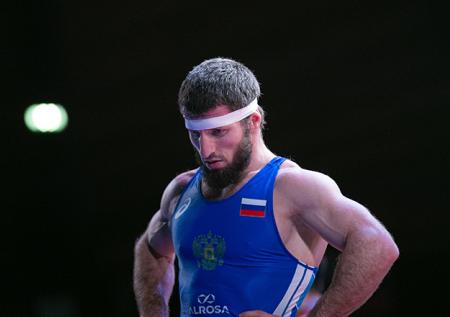 Российские борцы проиграли оба финала в первый день чемпионата Европы