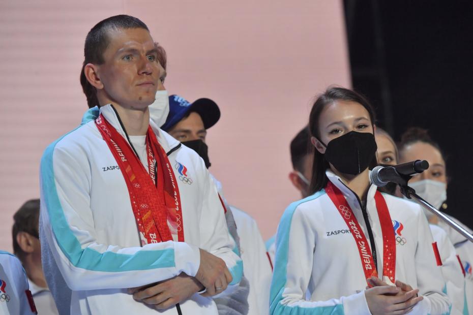 Александр Большунов, Анна Щербакова