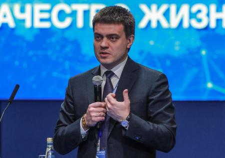 Котюков задаёт свежий министерский тренд — скромность
