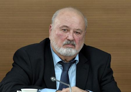 Во ВГИКе опровергли госпитализацию ректора Малышева