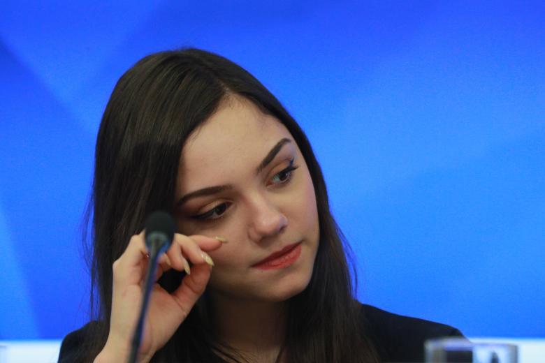 Двукратная чемпионка мира по фигурному катанию Евгения Медведева