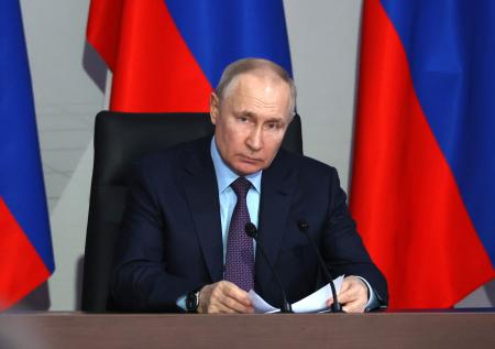 Путин перенес совещание с правительством
