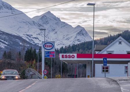 МИД Норвегии начало поиски русскоязычных сотрудников