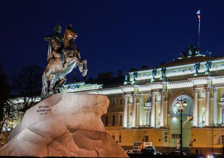 Изъять нельзя оставить: КС разрешил взыскивать деньги друзей коррупционеров