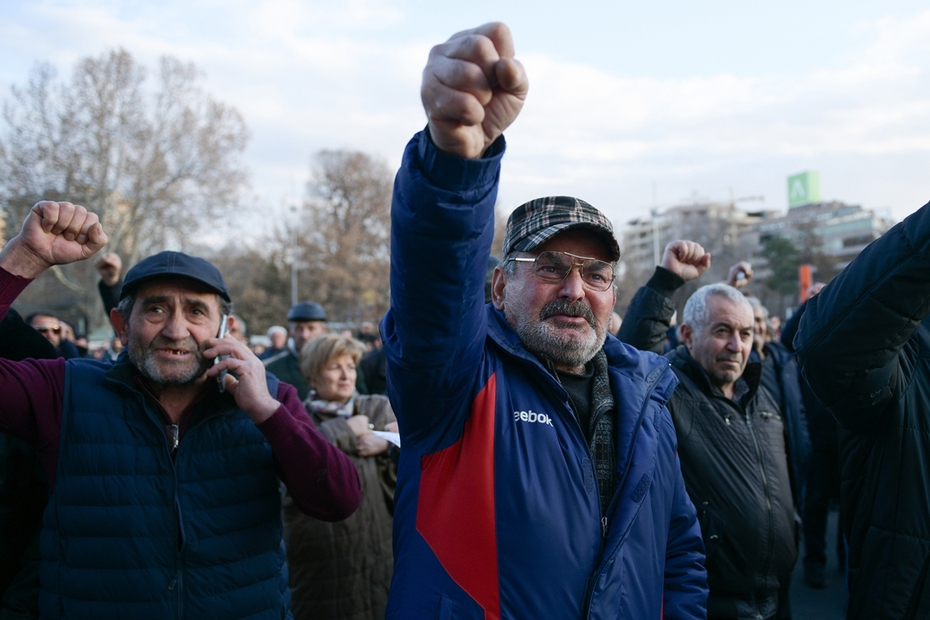 При этом отдать интегрированные в структуру армянского государства территории будет трудно, утверждают политологи. 