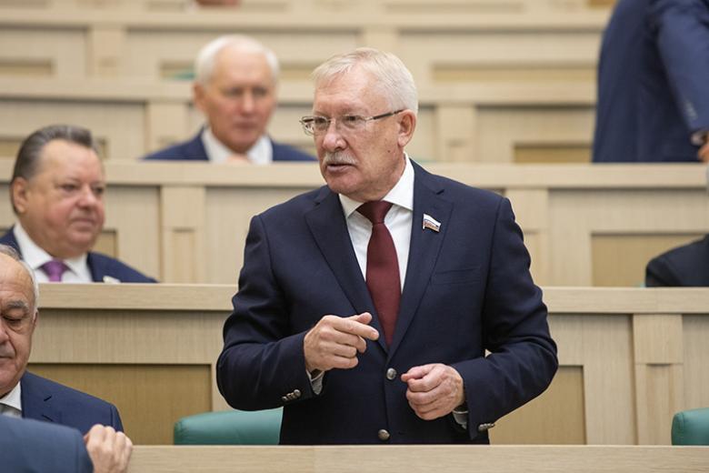 Олег Морозов