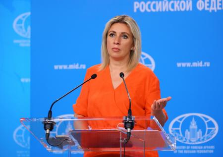 Захарова разоблачила фейк французского журналиста о посещении Крыма