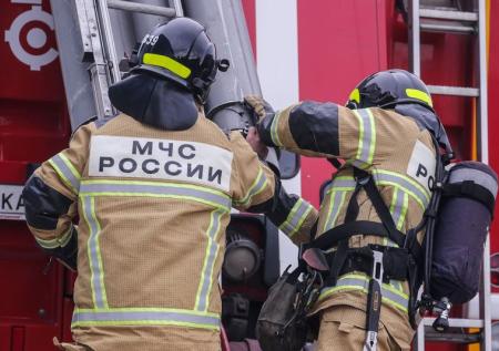 Спасателям на Кубани понадобилось мощное усиление для тушения нефтебазы