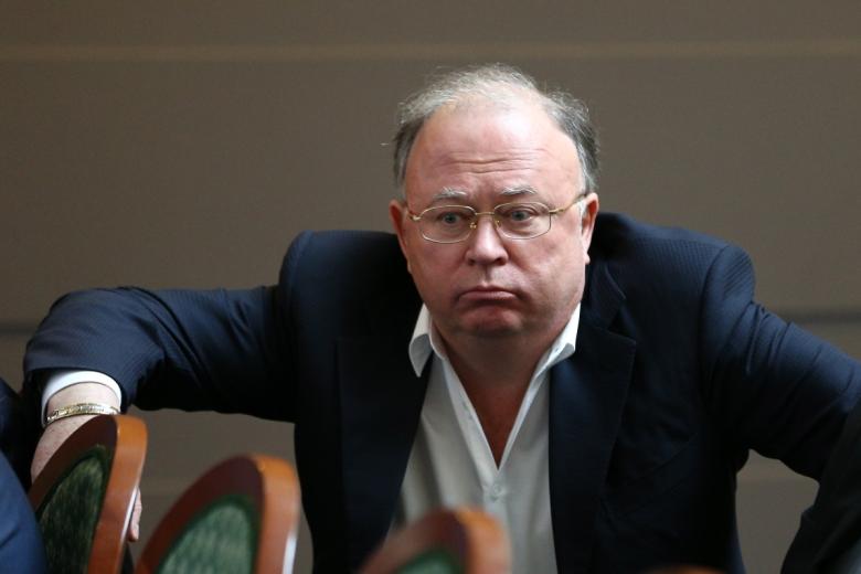 Андрей Караулов