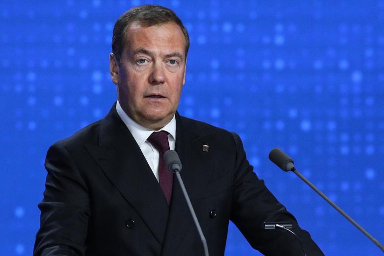 Дмитрий Медведев