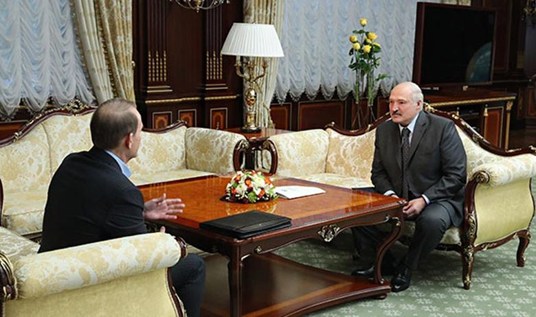 Виктор Медведчук и президент Белоруссии Александр Лукашенко 