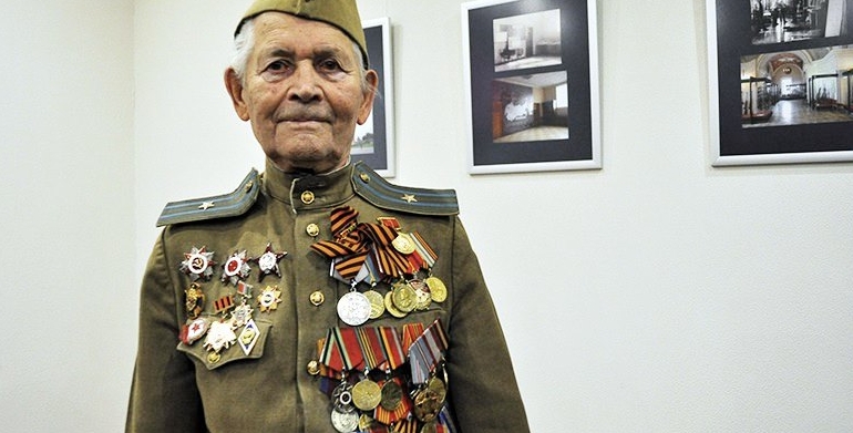 Евгений Шалашников