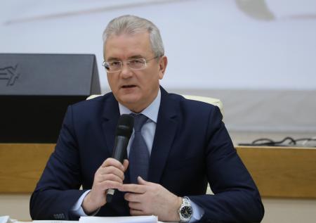 Песков прокомментировал отсутствие протестов в поддержку Белозерцева