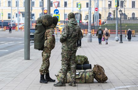 Иноагенты, ветераны, лимиты: какие законы в России начнут действовать в мае