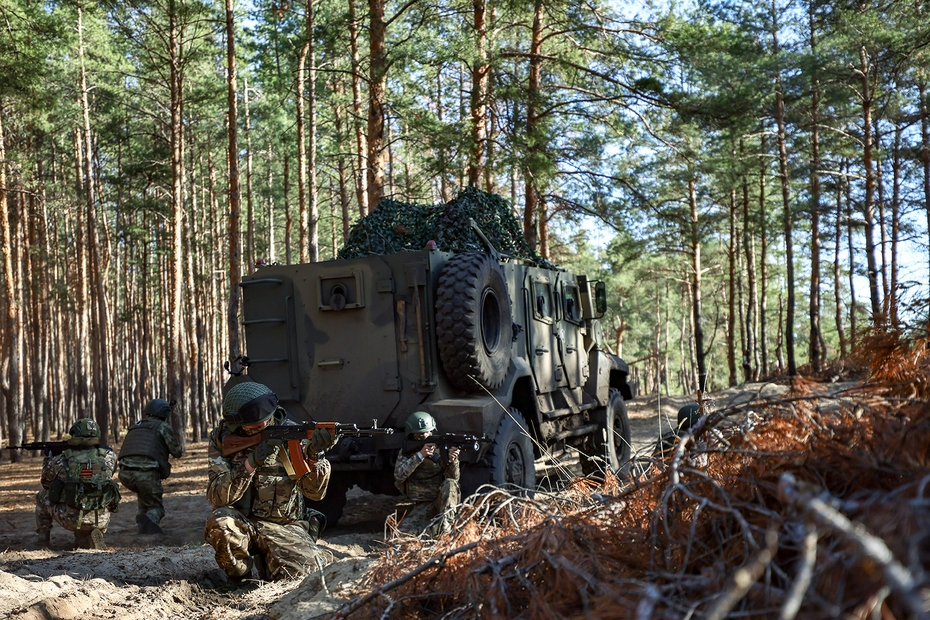 Военнослужащие вооруженных сил Российской Федерации в зоне боевых действий