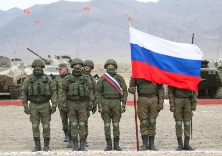 Российский флаг подняли над селом на западе ДНР