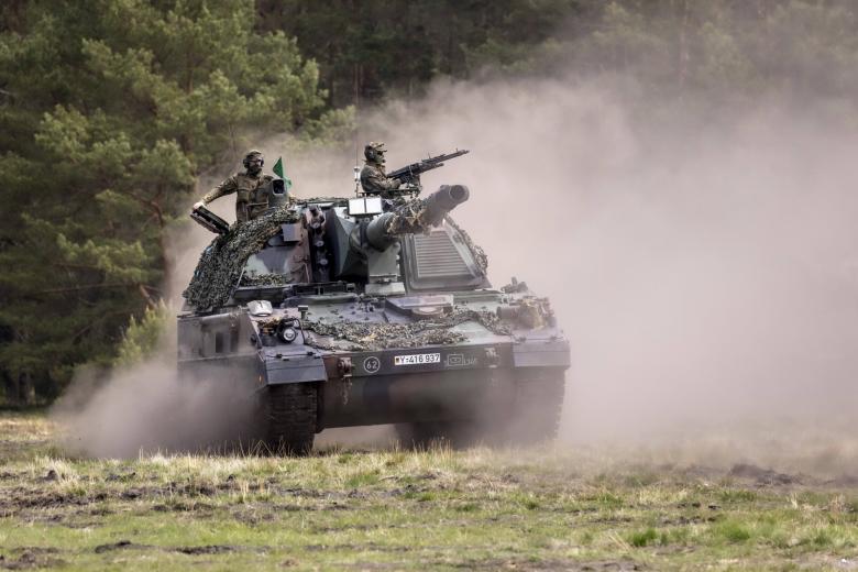 САУ Panzerhaubitze 2000