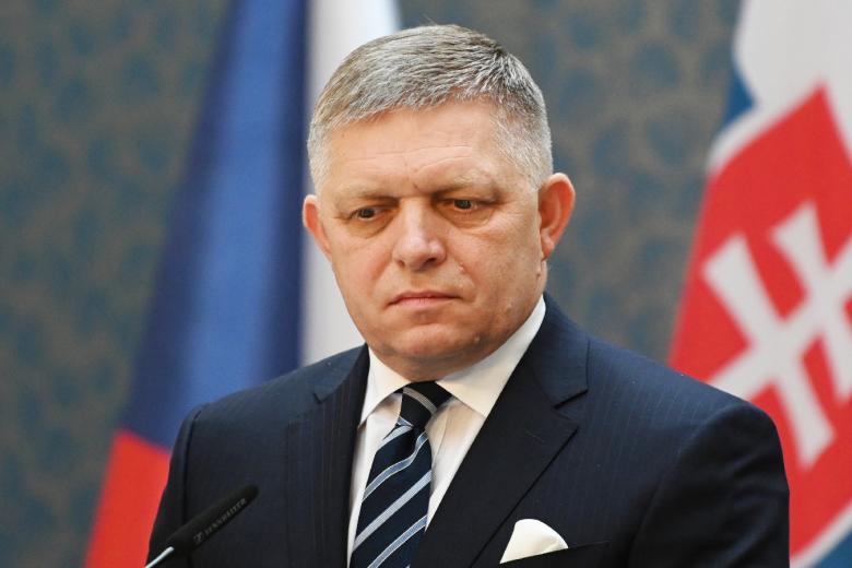 Роберт Фицо