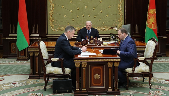 Александр Лукашенко на встрече с Андреем Рыбаковым и Юрием Назаровым